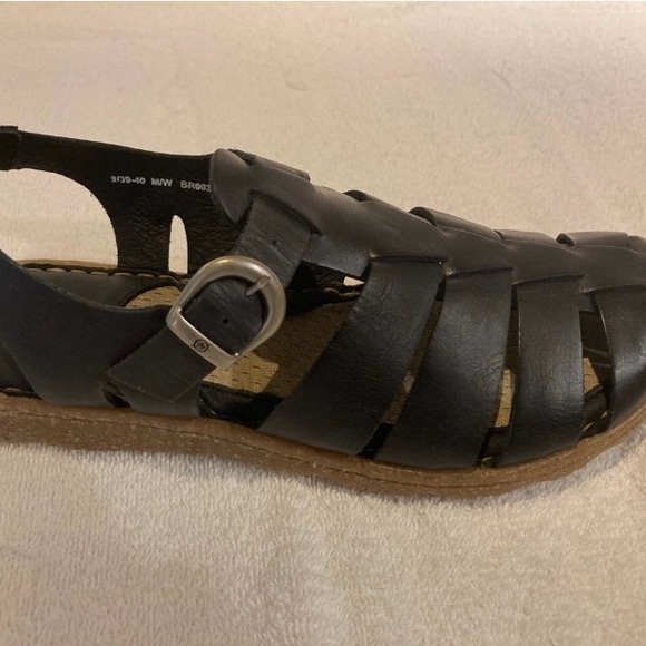 NWOT Born Black Tilia Sandals Size 9 - Picture 3 of 5